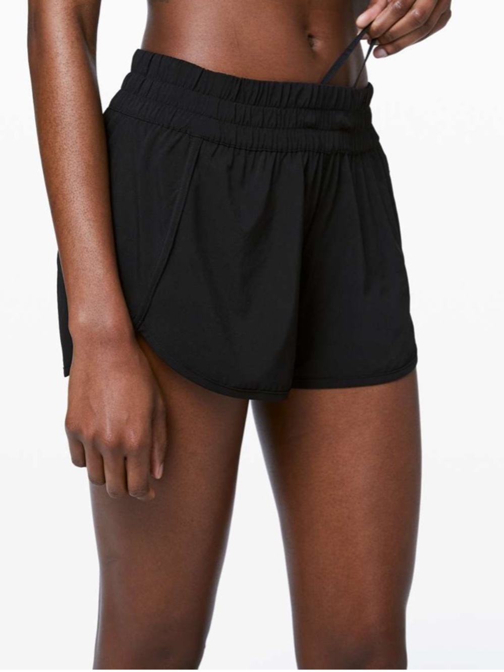 Lululemon Women’s Tracker Shorts 4” Size 10 Black Pockets LOW RISE